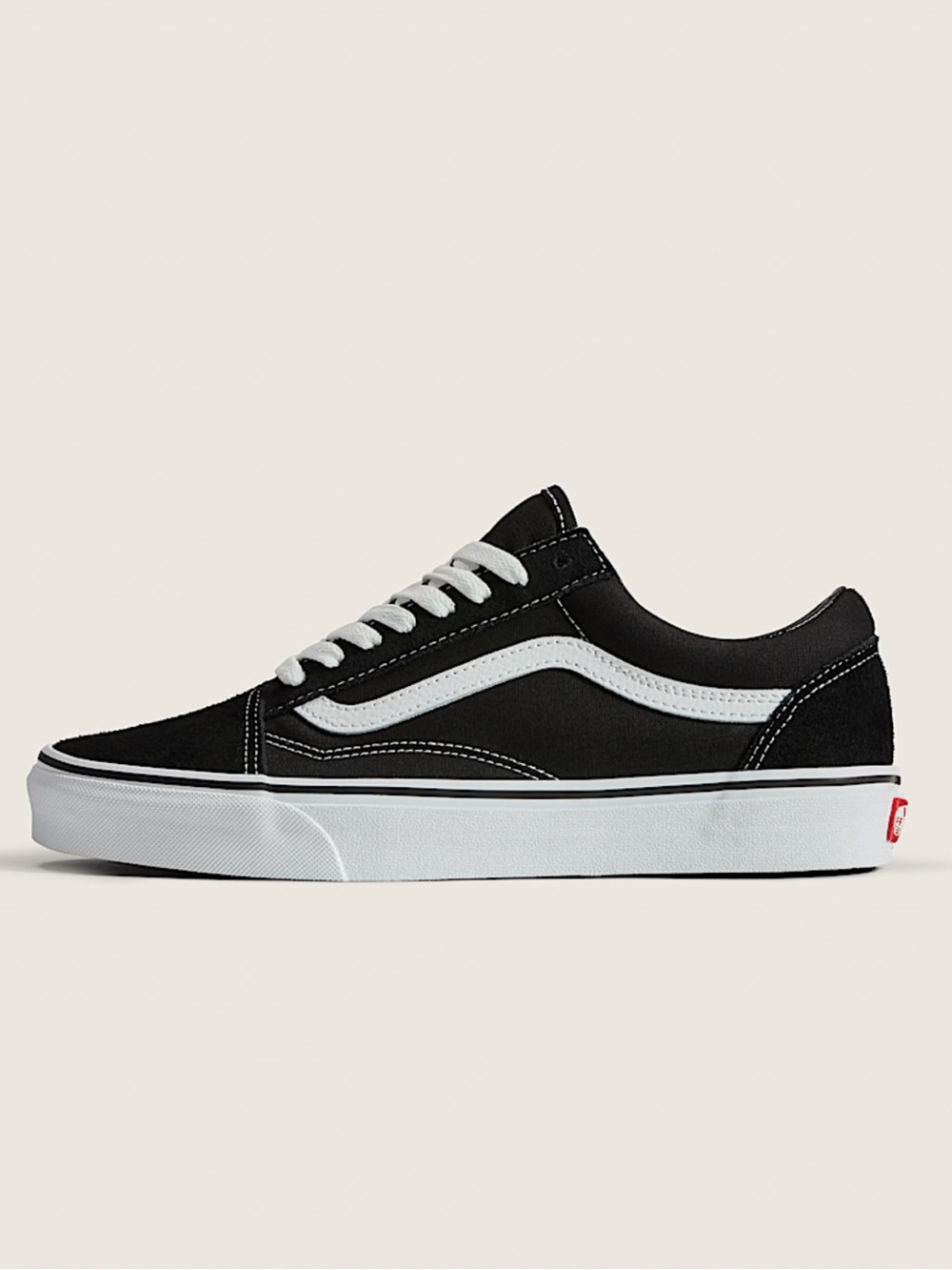 NWT Vans Old Skool Black & White